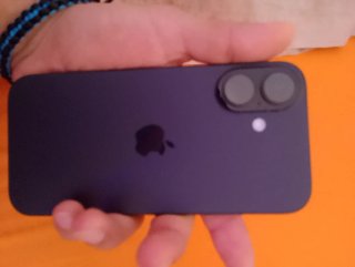 iPhone 16 Negro