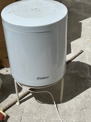 Termo eléctrico Vaillant blanco