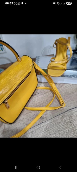 Set Borsa e Scarpe Gialle Estive