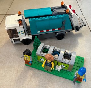 Lego City Camion per il riciclaggio dei rifiuti