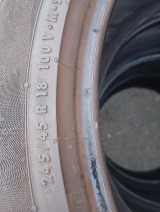 4 Neumáticos Continental 245/45 R18,