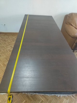 Mesa Ikea extensible madera oscura