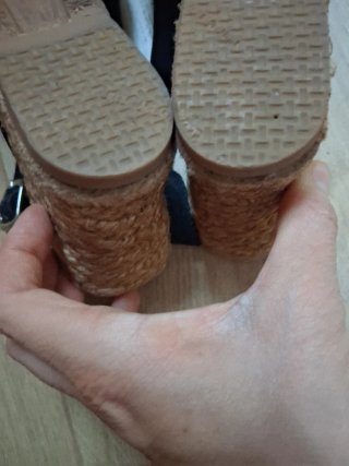 Sandalias cuña negras