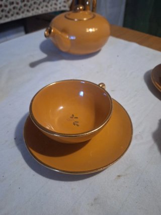 Servizio da tè Gualdo Tadino ceramica arancio