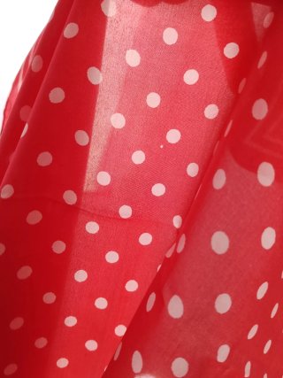 Pañuelo seda rojo lunares blancos