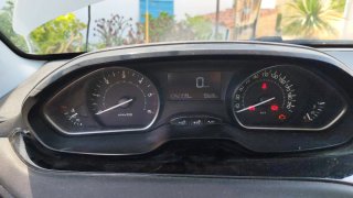 Peugeot 208 2016