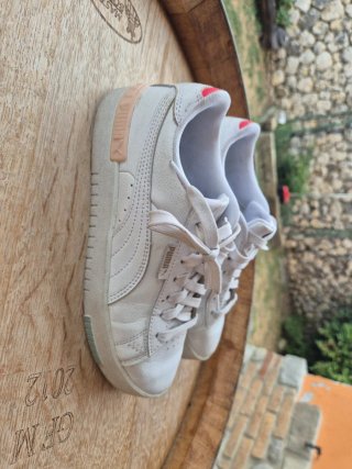 Scarpe Puma bianche