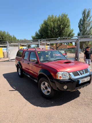 Nissan Navara 2004