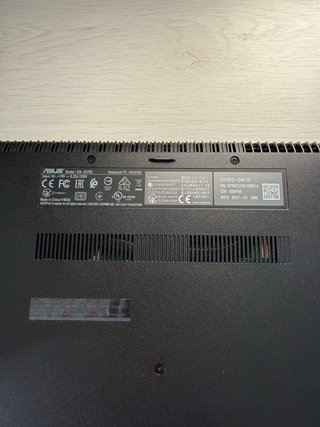 Portátil ASUS D570DD Negro