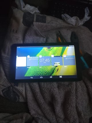 Tablet con schermo da 7 pollici