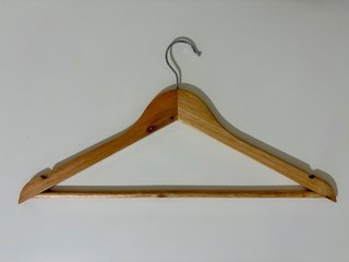 Perchas de madera