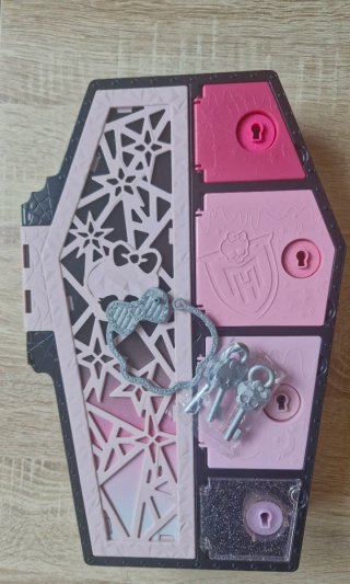 Armario Monster High ataúd