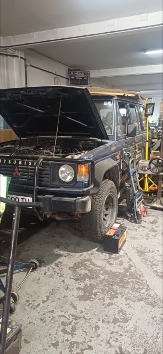 Mitsubishi pajero 2.5 diésel averiado