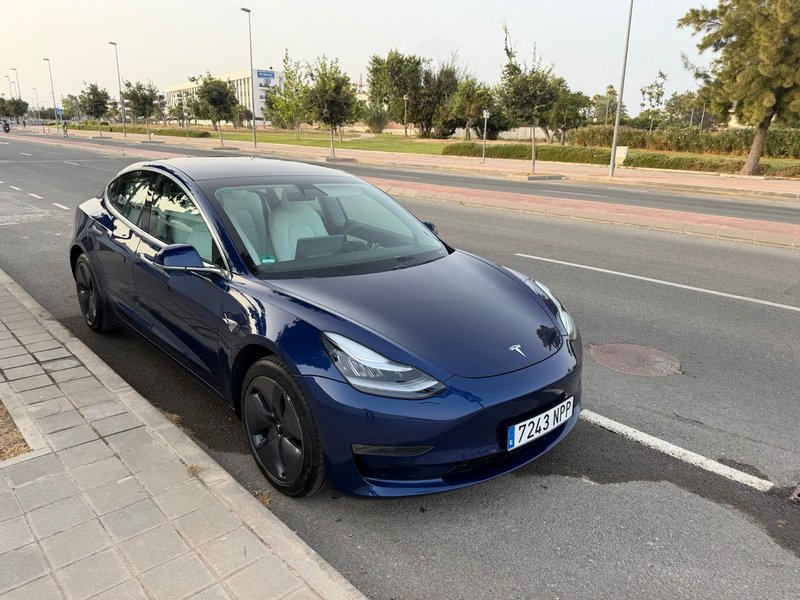 Tesla Model 3 2020 long range - foto 1