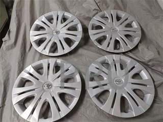 tapacubos toyota Corolla