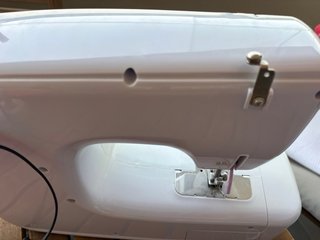 Máquina de coser AmazonBasics