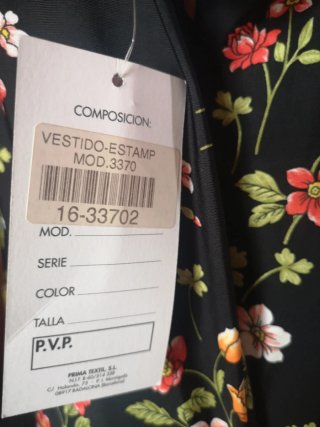 Vestido Nuevo negro con flores talla 42