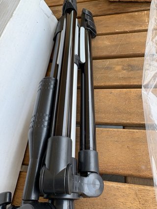 Trípode de aluminio plegable