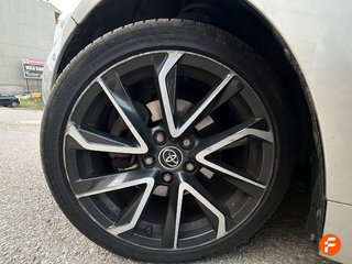 Toyota Corolla 2.0 180H FEEL! E-CVT TOURING SPORT