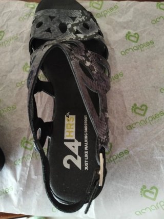 Sandalias 24 HRS Piel Talla 38 Cuña