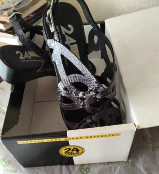 Sandalias 24 HRS Piel Talla 38 Cuña