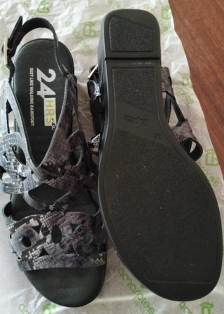 Sandalias 24 HRS Piel Talla 38 Cuña