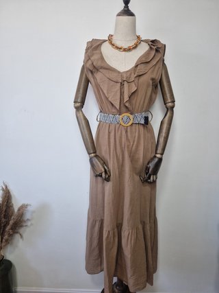 Vestido largo con cinturón