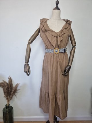 Vestido largo con cinturón