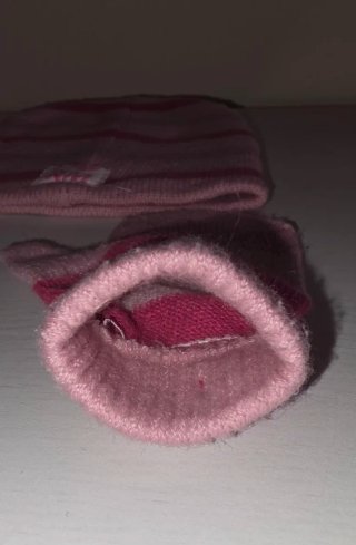 Juego oficial gorro y guantes Real Madrid Bebe 2-3