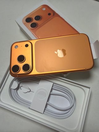 iPhone 17 pro naranja nuevo sin usar