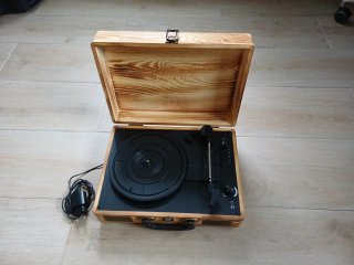 Tocadiscos Portátil Prixton Maletín Madera