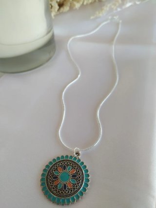 Collar de plata estilo bohemio