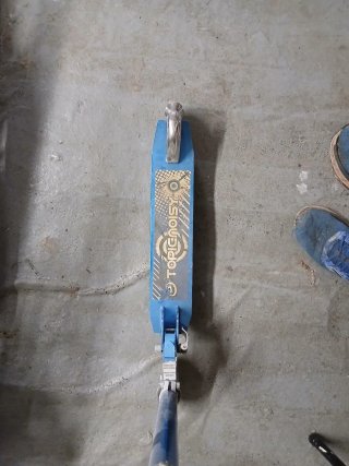 Patinete azul TOPICMOISY .....