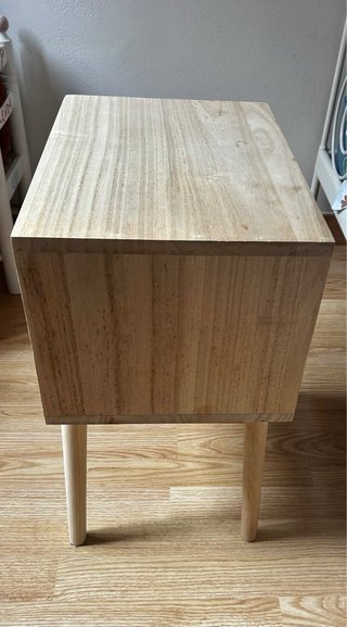 Mesita de Noche Madera y Ratán