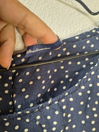 Blusa de lunares azul