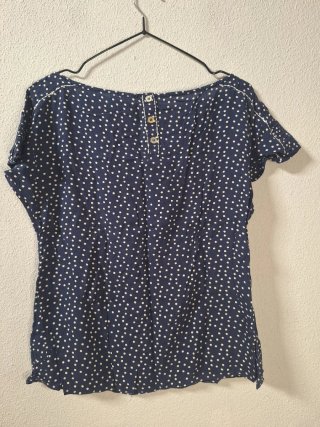 Blusa de lunares azul