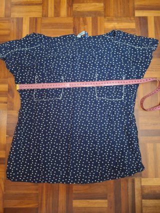 Blusa de lunares azul