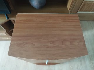 Mueble madera para CDs