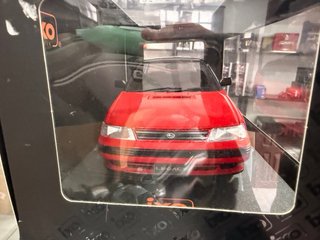 Subaru Legacy Rs 1991 ixo 1/18