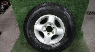 Nissan 382330 40300vk425 llanta pickup (d22)