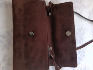 Bolso de mano y hombro marrón
