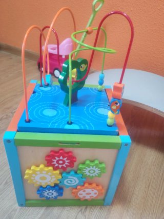Caja Montessori Madera y Plástico