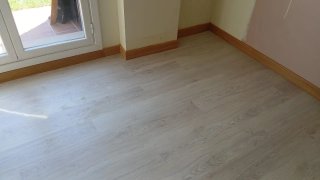 Servicios de lijado, barnizado y colocación