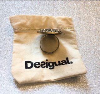 Anillo Desigual