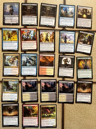 Lote 83 Cartas Magic: Rivales de Ixalan
