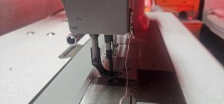 Máquina de Coser Triple Arrastre