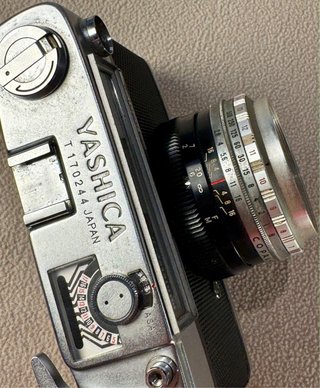 Yashica Minister-D Cámara Analógica