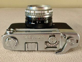 Yashica Minister-D Cámara Analógica