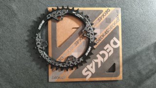 Plato MTB DECKAS 38T 104BCD Negro