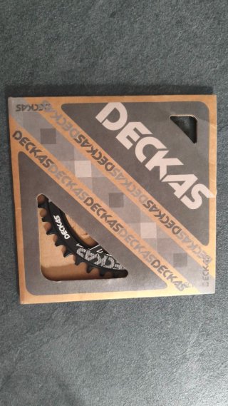Plato MTB DECKAS 38T 104BCD Negro